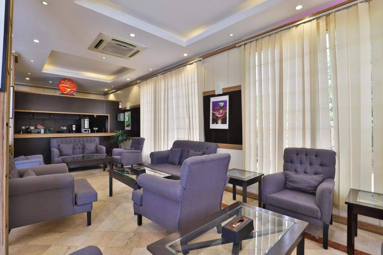 Oyo 121 Dome Hotel Al Olaya Rijád Kültér fotó